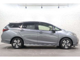 当店の展示車は、プロの業者にボディーの磨き、ルームクリーニングを依頼していますので、とてもきれいです!!ぜひ、見にいらしてください!