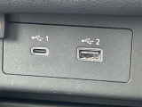 USB充電ポートも搭載しております。