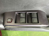 パワーウィンドウ付き☆運転席で全部の窓を開閉することが可能!!