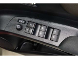運転席はオート機能付のパワーウィンドウです!