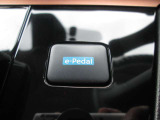 期間中、走行距離制限の無い日産ワイド保証が付帯されます。納車後は全国の日産ディーラーで保証修理を受けて頂く事が可能ですので安心です。有料とはなりますが保証延長も可能です。