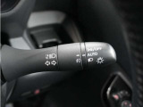 両側パワースライドドア付き!車内・車外のドアハンドルはもちろん、運転席スイッチやリモコンキーからも開閉できるので、大変便利な装備です!