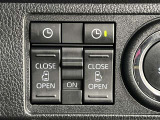 パワースライドドアは運転席からも操作可能!リクエストスイッチ操作で自動ロック解除が可能です!