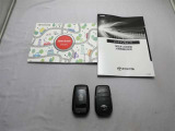 取説・メンテナンスノート・スマートキーの3点セットです。