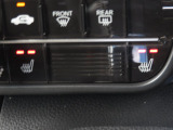 シートヒーター2段階調整(運転席、)
