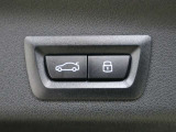 BMWライフをさらに素晴らしいものにするために、BMWカードもご用意しております。ご利用金額1,000円ごとに1ポイントたまります。BMW正規ディーラーでのご利用につきましてはポイントが2倍になります。