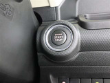 プッシュスタートスイッチ&スマートキーですので車の鍵は持ち歩くだけですべての操作が可能です♪