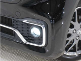 ◆フォグライト◆ 霧などの悪天候時、自車の位置を示すとともに前方や路肩が見えずらい時、近い位置をワイドに照らしてくれます