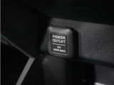 ◆12V電源ソケット◆スマートフォンの充電等にも便利な電源ソケット!使いやすい場所に装備されています。