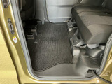 足元は広々♪しっかり内装ルームクリーニングを実施しています。車に自信があるからこそ、是非一度ご来店頂き見てもらえると幸いです。