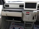 豊富な収納スペースを備えていますのでとても便利ですよ。