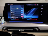 【助手席シート】運転席シート同様長時間乗車・スポーツドライビングでも疲れにくい形状にセッティングされたシートを装備しております。