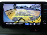 ◆【リアカメラ】が装着されています。リバースに入れるだけで映ります。後方の安全確認や、狭い駐車場での車庫入れ、雨の日や夜間など視界の悪い時に便利です。安全にバックする為には欠かせない装備です。