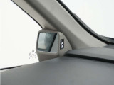 ◆サイドビューサポートミラー◆車の左前の見ずらい所・助手席側のドアの下あたりの見づらい所を映すから、駐車がずっとラクになります。