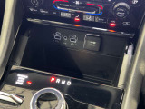 『ジープ厚木』へのアクセス。圏央道『圏央厚木IC』より車で3分。『海老名駅』または『本厚木駅』からバスで20分。見学や試乗、購入相談など、様々なサービスを通して「ジープのある生活」を体感いただけます