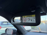 運転席・助手席共にミラーバイザー付き!