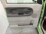 延長保証につきましてはお求めいただく車両によって保証料が異なりますので、当店スタッフまでお気軽にお問い合わせくださいませ。