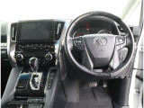 運転席からの視界も是非一度体感してみて下さいませ(^^)/