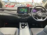 左右に視界が広く、隅々まで見渡すことができるので、とても運転がしやすいです!