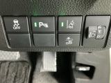 運転席から操作しやすい各種スイッチ