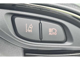 中古車をキレイで気持ちよくお乗りいただけるよう、エンジンルームからシートを外した洗浄まで、目に見えない部分も徹底的に洗浄しています!