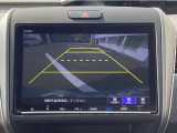 バックカメラはワイドカメラになっていますので、3種類の映像が選択可能です☆これはノーマルビュー♪