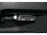 ナビゲーションシステムと連携できる、純正ドライブレコーダー。もしもの事故などをしっかり記録します。