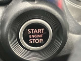 【プッシュ式エンジン】プッシュ式エンジンスタートでブレーキを踏んでボタンを押すだけでエンジン始動がスムーズ!!鍵をカバンに入れているだけでエンジンの始動が可能★とても便利な機能です
