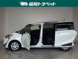 両側パワースライドドア付きだから、狭い駐車スペースなどでの 乗り降りラクラク!小さなお子さまのいるご家庭には嬉しい装備。