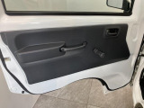 初度登録から7年以内のダイハツ車には1年間or走行無制限のまごころ保証がついておりますので購入後も安心です!有料にはなりますが1年もしくは2年の延長保証もご用意致しております!