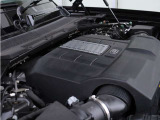 5.0L V8スーパーチャージドエンジン。力強さとV8ならではのフィーリングを楽しめるパワーユニットです。