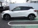 内外装&エンジンルームは専門業者にてクリーニングを施工してご納車致します☆納車後も気持ち良くお乗り出来ます。奥様もお子様も安心ですね♪各種ボディコーティングも取り扱ってますので、お気軽にご相談下さい♪