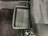 入口には除菌スプレーを設置しておりますので、ご自由にご利用ください。