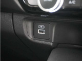 ◆USBチャージャー◆使いやすい場所に装備されています。