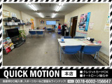 キッズスペースもご用意しております♪DVDをご用意しておりますのでお子様連れでのご来店もお気軽にどうぞ♪