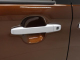 ダイハツディーラーでは「ダイハツ認定U-CAR」という基準を設け、車選びに詳しくないお客様でも「安心して選べる」をご提供しています。