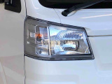 ☆オートライト機能☆車外の明るさに応じて自動的でヘッドランプを点灯および消灯します。夕暮れ時やトンネルなどで便利です!