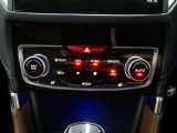 「オートエアコン」が付いています。1年中快適な室内を提供!車内温度を設定すると、風量を自動で調節してくれます。