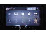 フルセグTVやBluetooth音楽など多彩な音楽ソースをご利用できます。