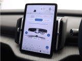 先進のエアピュリファイヤー(PM2.5センサー付)は、車内に侵入する有害なPM2.5微粒子を最大80%除去。よりクリーンで健康的な空気で満たされたキャビンであなたとあなたの大切なゲストをお迎えします。