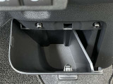 インパネロアボックス