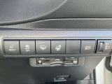 運転席周りに集約され使いやすい各スイッチ類!快適な運転で安心ドライブ!
