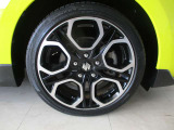 ■純正17インチアルミホイール搭載!サイズは195/45R17 です!【右前:2020年5週 溝5mm。左前:2020年3週 溝5mm。左後:2020年5週 溝5mm。右後:2020年4週 溝5mm。】