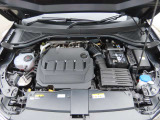 2000cc、直列4気筒DOHC16バルブICディーゼルターボエンジン