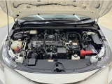 トヨタ中古車「まるごとクリーニング」施工済。エンジンルームを専用洗剤で洗浄!高圧&スチーム洗浄も行います。樹脂部分も艶出し剤でピカピカです☆☆