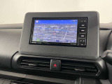 SDナビ、フルセグTV、Bluetooth機能が付いておりますので快適にドライブを楽しむ事が出来ます。