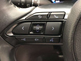 【ステアリングスイッチ】左です。ハンドルから手を離さず、運転に集中したまま手元でオーディオ操作等ができます。