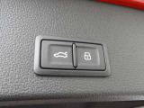 ドイツ車には特徴があり、メーターのメモリに一部色がついています。これはドイツでは推奨速度という考えがあるためです。安全で快適に走る際に適している速度を指しています