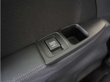 ◆サードシート用アクセサリーソケット◆3列目にも電源を設置。搭乗される方がスマホの充電をしたり、アウトドアのシーンでも活躍いたします!