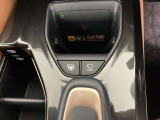 アドバンストパークがついております。最新の自動駐車システムで駐車が苦手な方をアシストしてくれます!